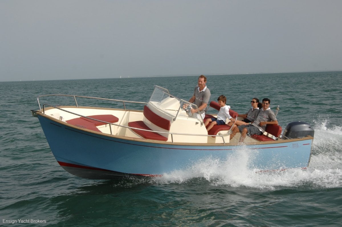 RHEA OPEN CENTRE CONSOLE