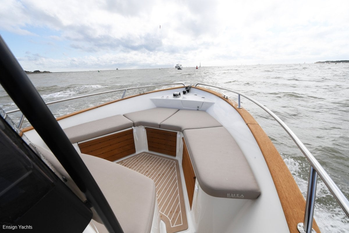 RHEA OPEN CENTRE CONSOLE