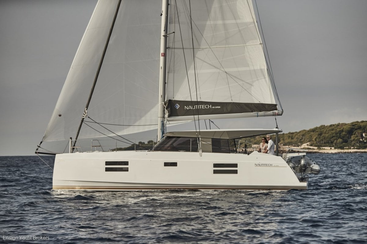 NAUTITECH 40 OPEN YACHT