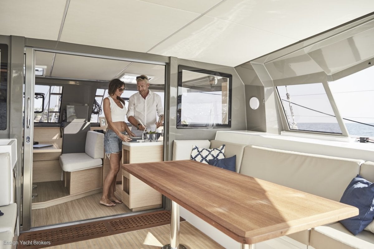 NAUTITECH 40 OPEN YACHT