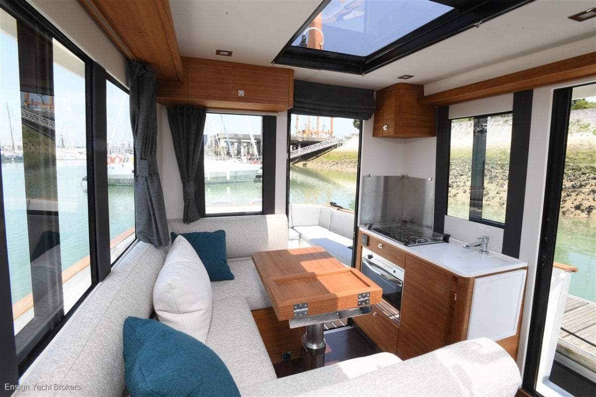 RHEA 32 TIMONIER CRUISER
