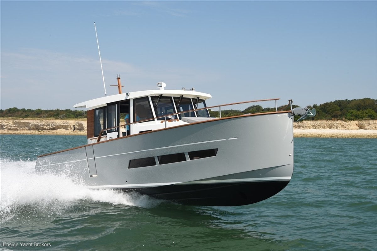 RHEA 32 TIMONIER CRUISER
