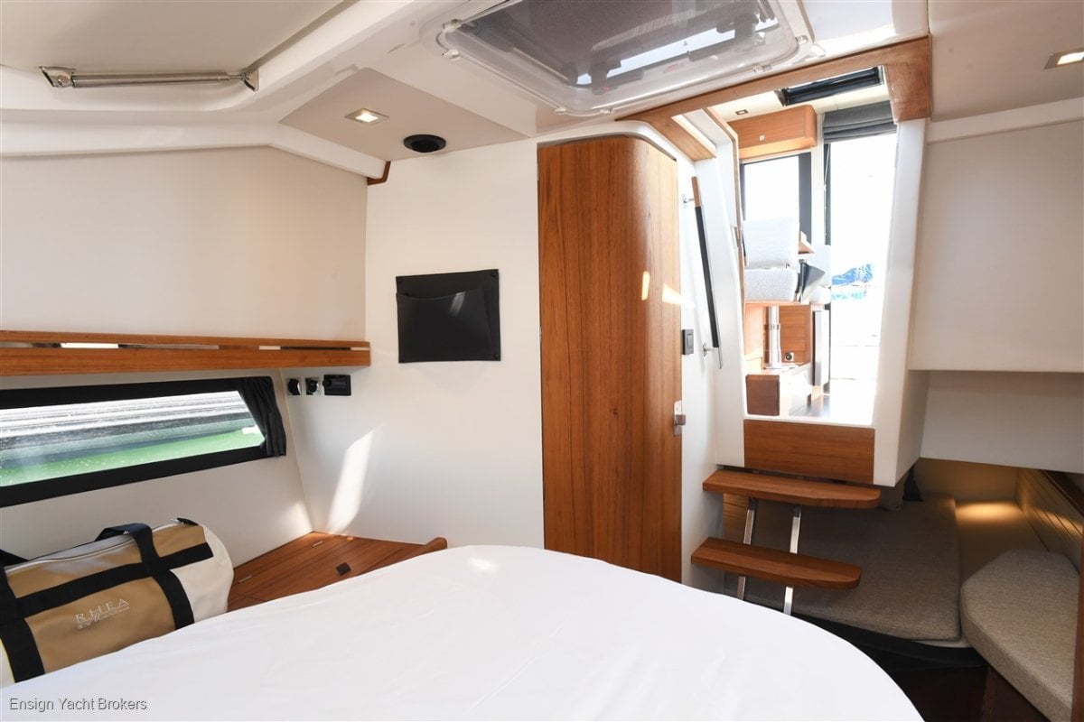 RHEA 32 TIMONIER CRUISER