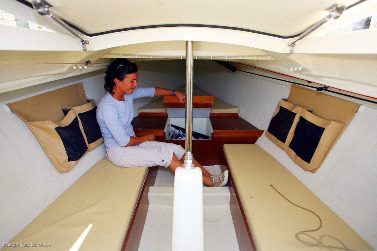 TOFINOU 8.0 SAILBOAT