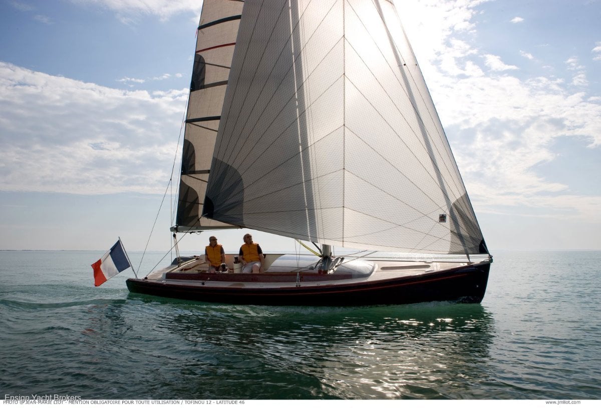 TOFINOU 8.0 SAILBOAT