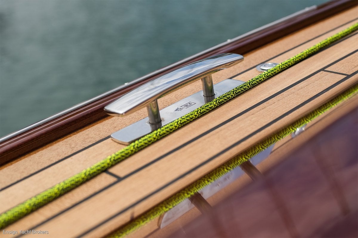 TOFINOU 9.7 SAILBOAT