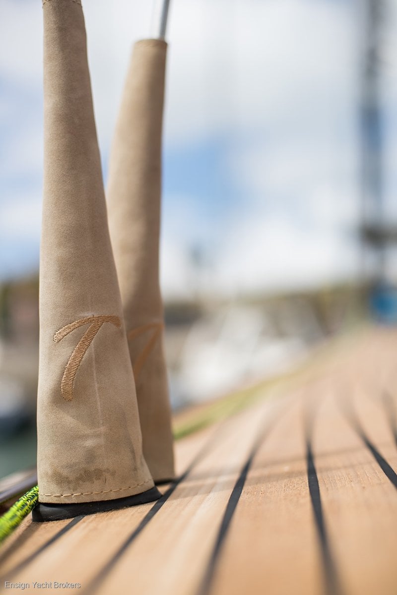 TOFINOU 9.7 SAILBOAT