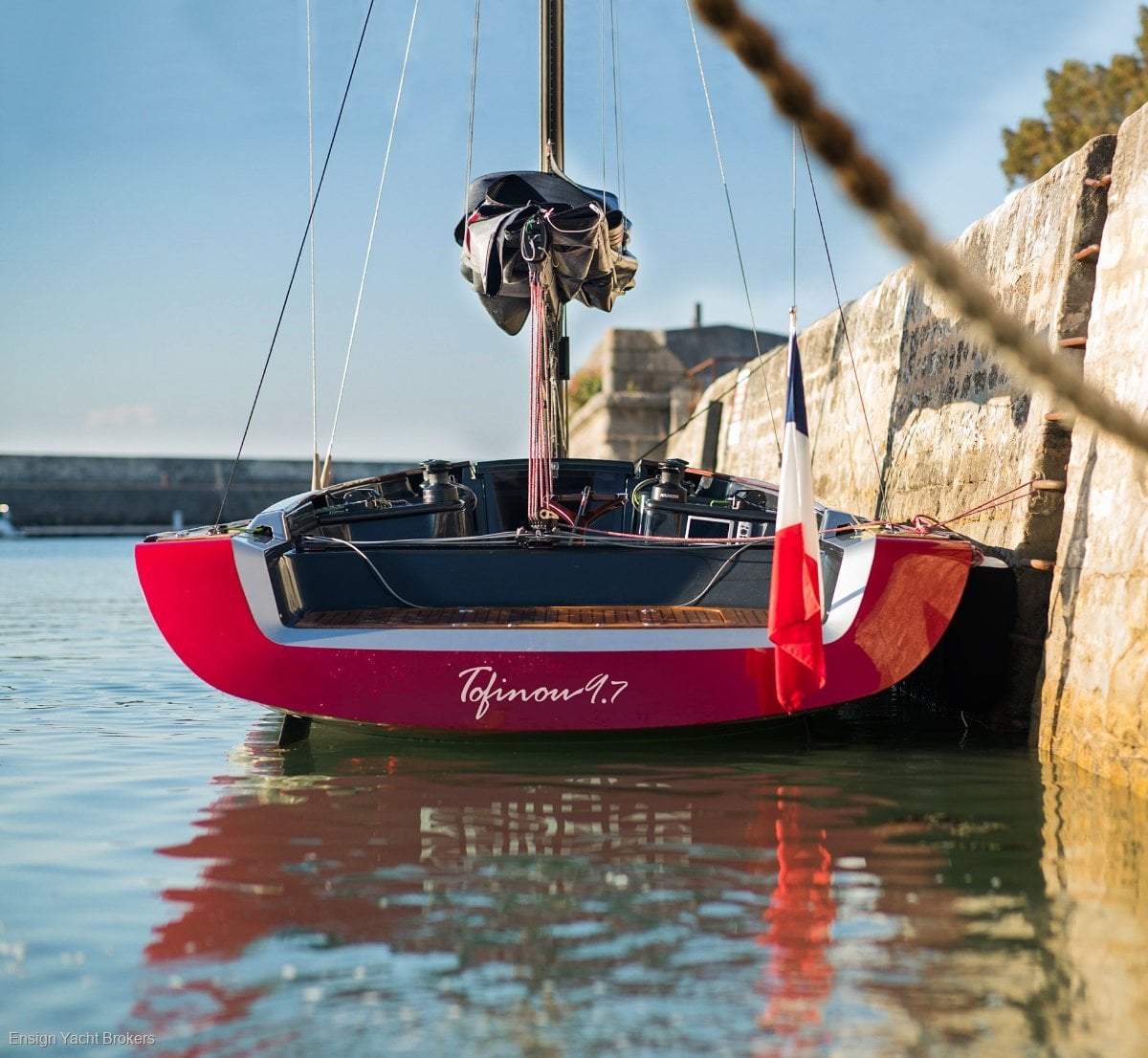 TOFINOU 9.7 SAILBOAT