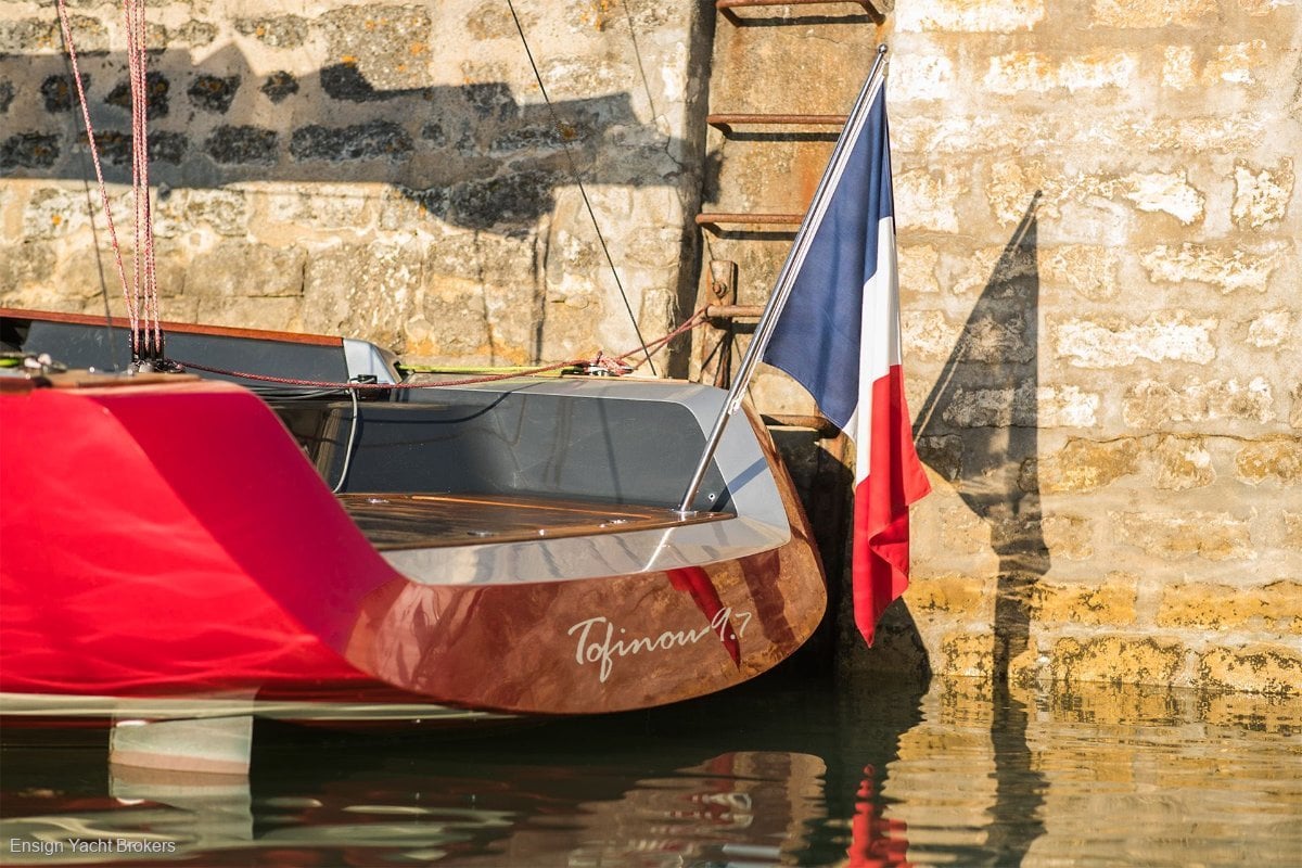 TOFINOU 9.7 SAILBOAT