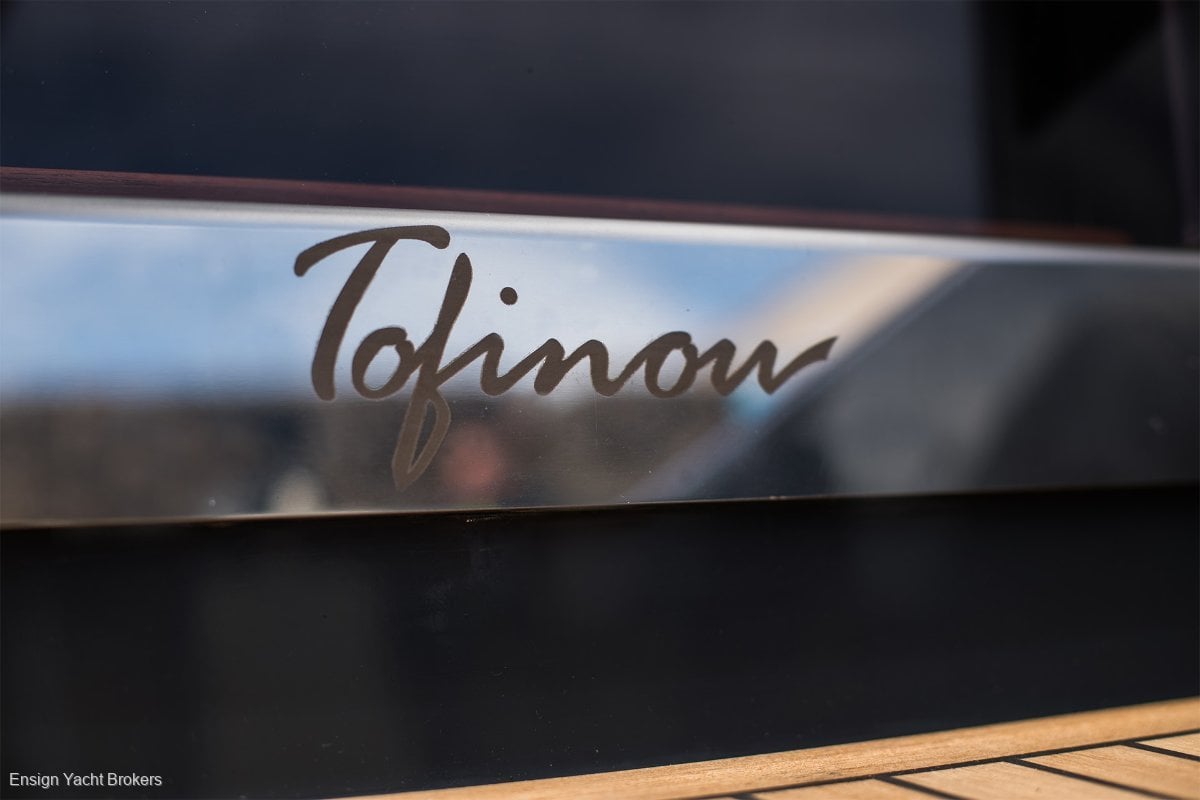 TOFINOU 9.7 SAILBOAT