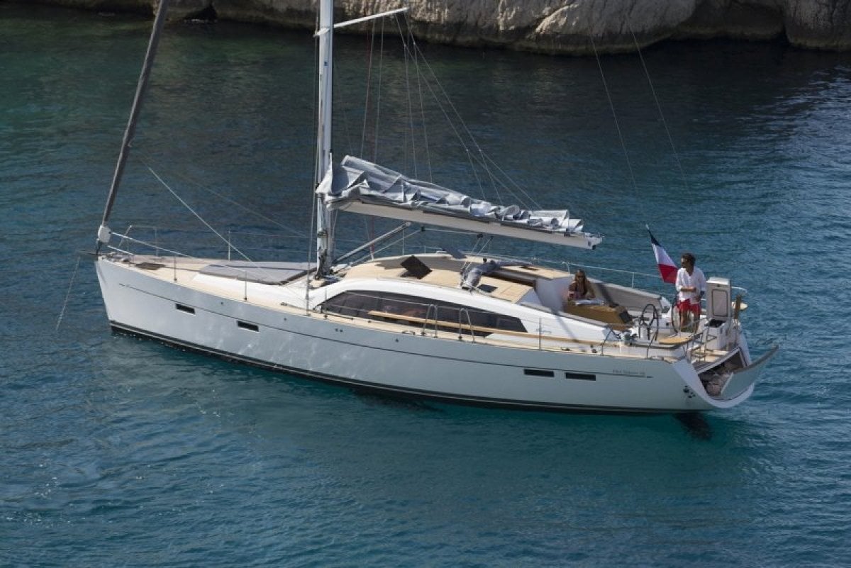 WAUQUIEZ PILOT SALOON 48 YACHT