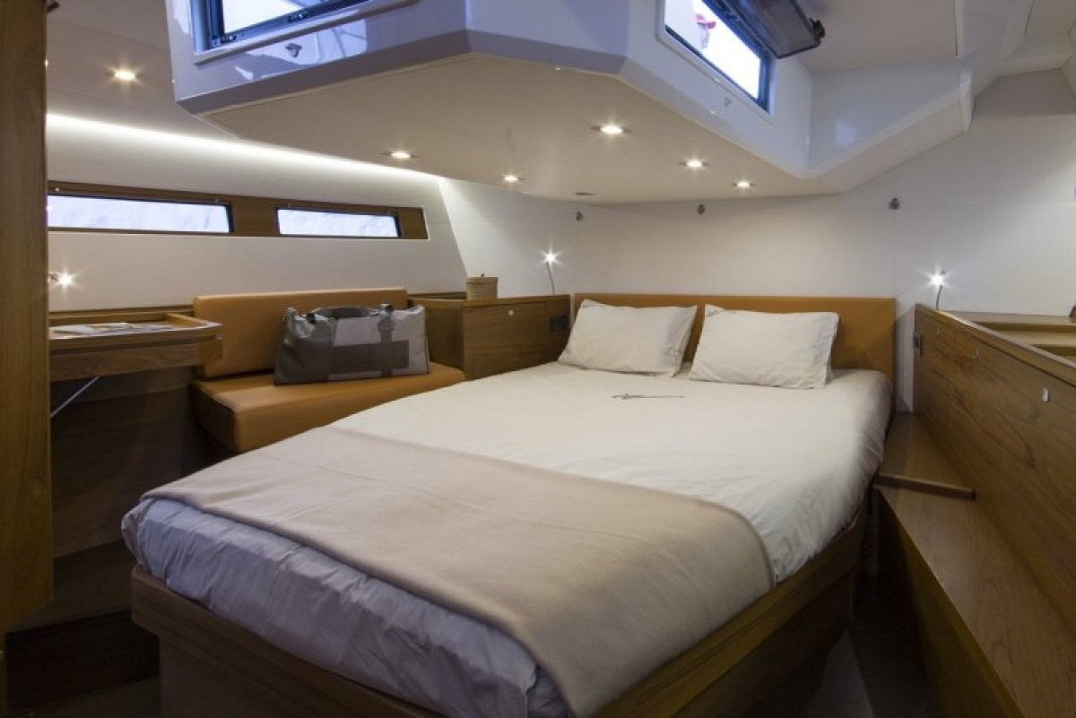 WAUQUIEZ PILOT SALOON 48 YACHT