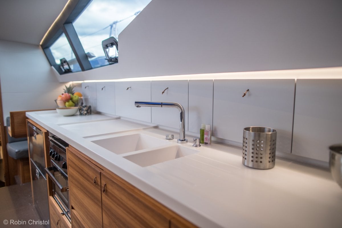 WAUQUIEZ PILOT SALOON 42 YACHT