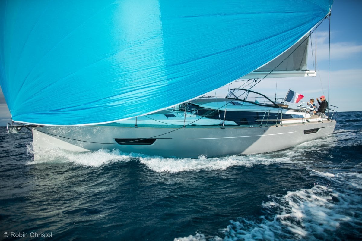 WAUQUIEZ PILOT SALOON 42 YACHT