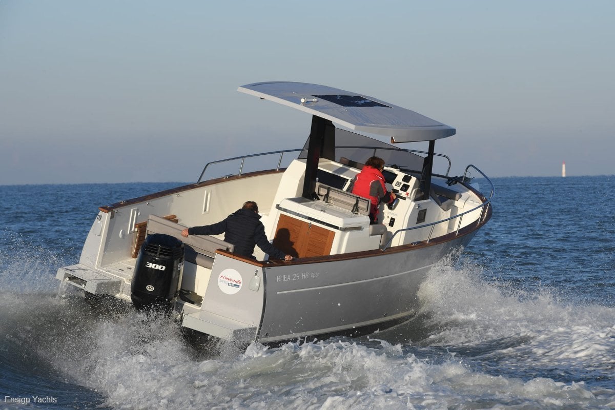 RHEA 29 HB OPEN CRUISER