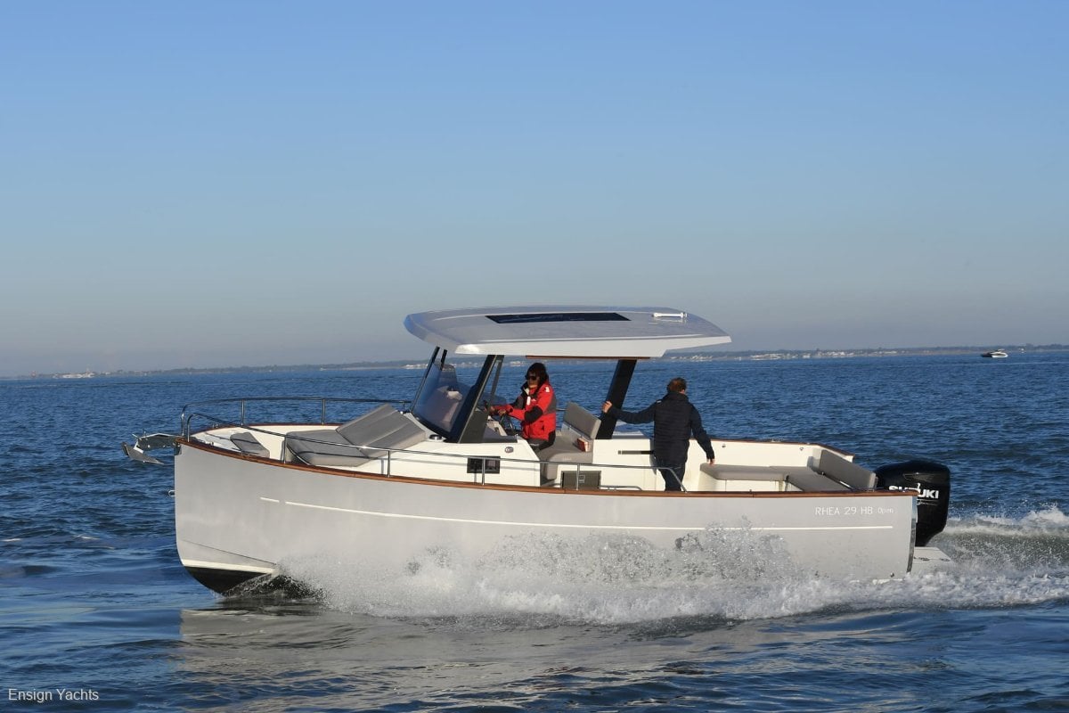 RHEA 29 HB OPEN CRUISER