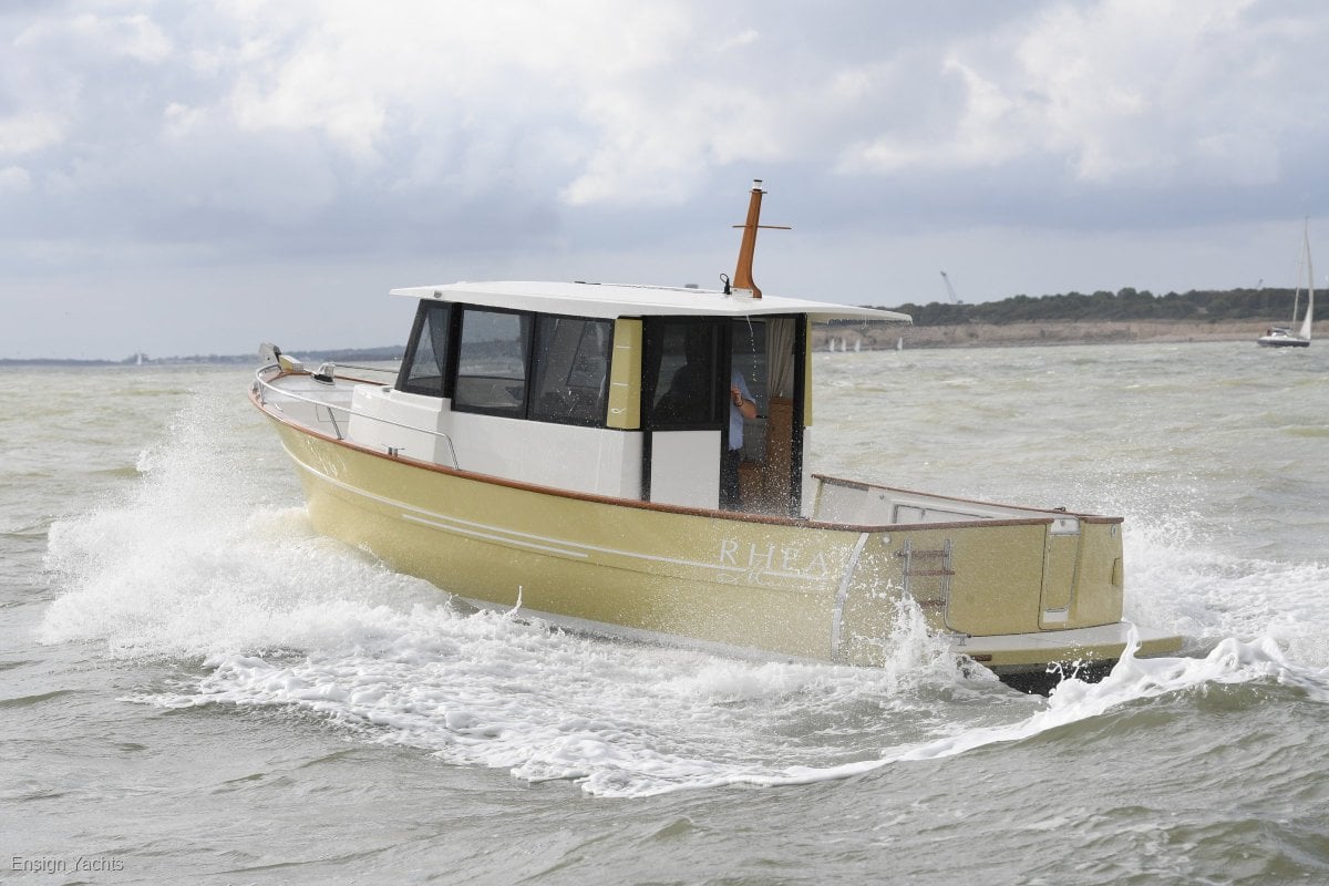 RHEA 730 TIMONIER CRUISER