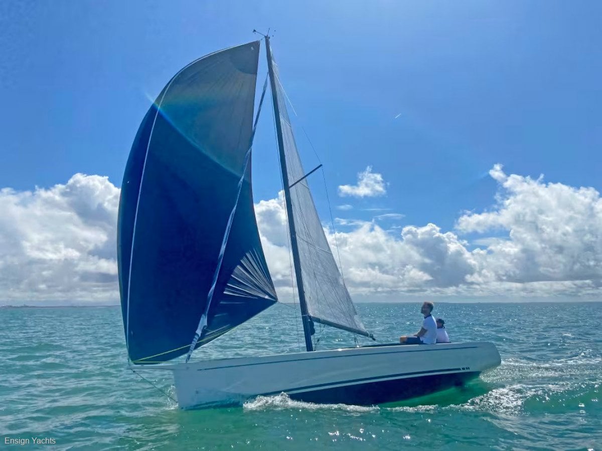 TOFINOU 7.9 SAILBOAT