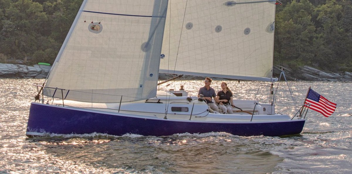 J BOATS J/9 YACHT