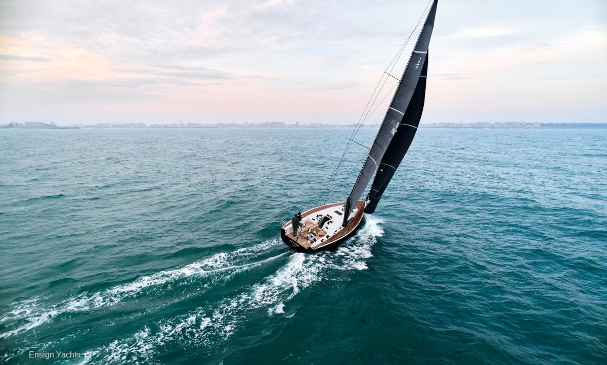 J BOATS J/45 LUXURY YACHT