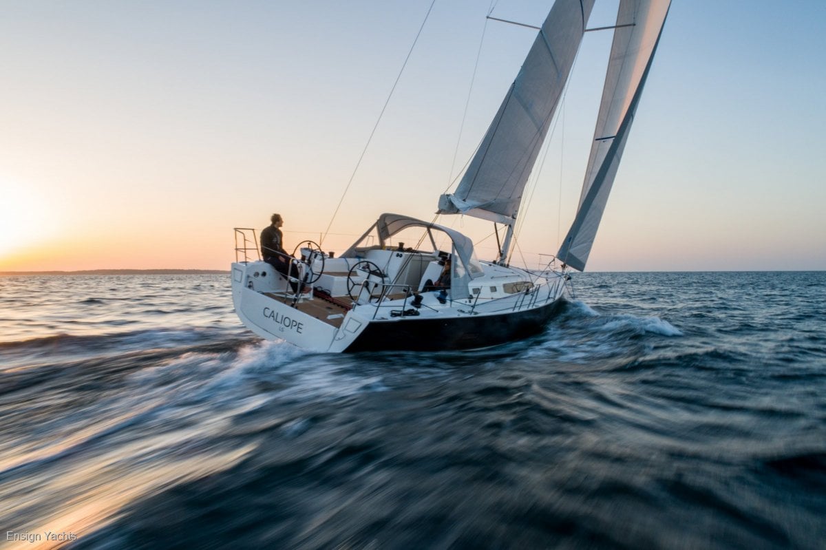 J BOATS J/45 LUXURY YACHT