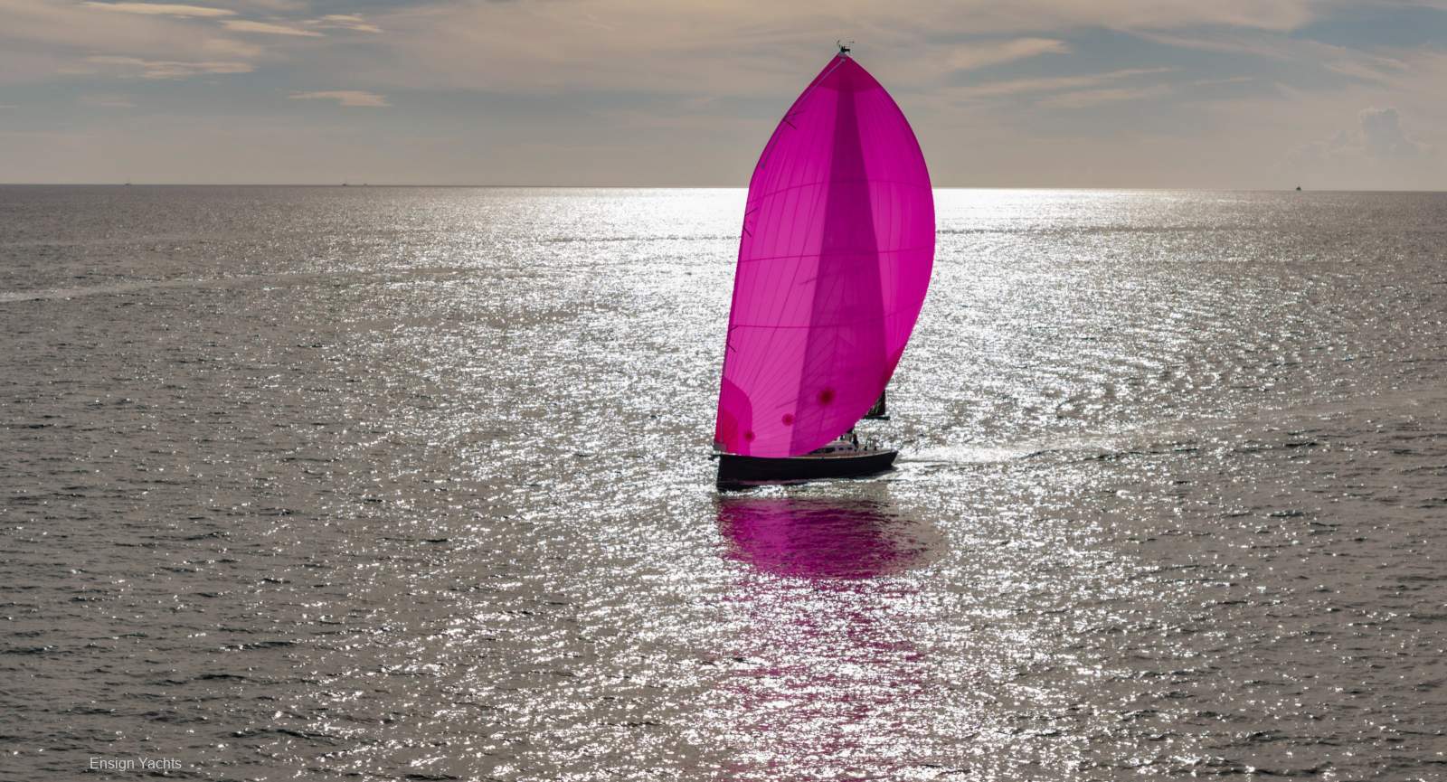 2025 J BOATS J/40 LUXURY CRUISING YACHT