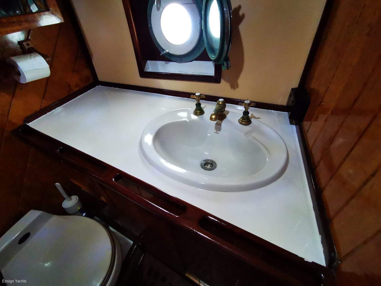 1985 BROADWATER CRAFT PASSAGEMAKER 56 SAILBOAT