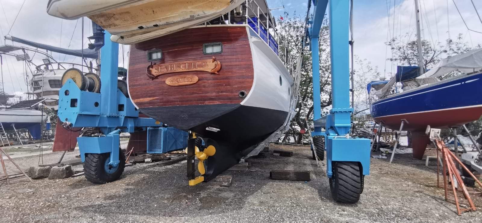 1985 BROADWATER CRAFT PASSAGEMAKER 56 SAILBOAT