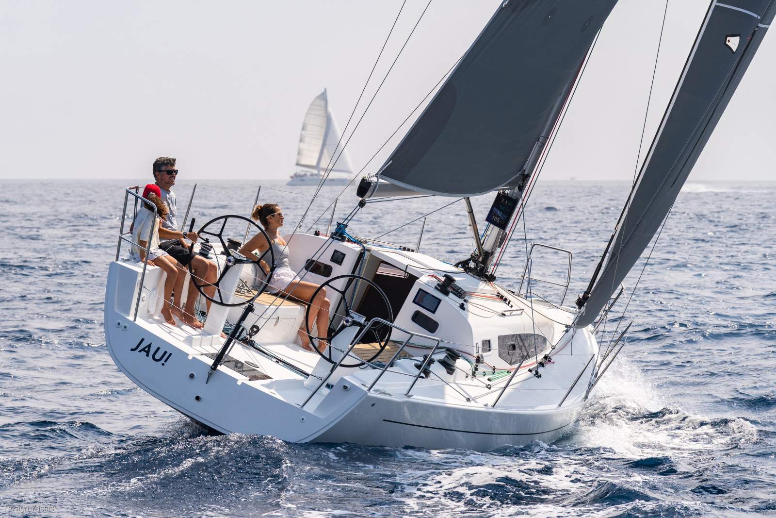 J BOATS J/36 YACHT