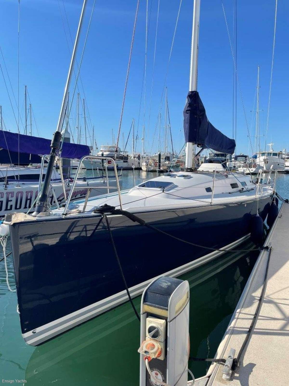 J BOATS J/122 YACHT