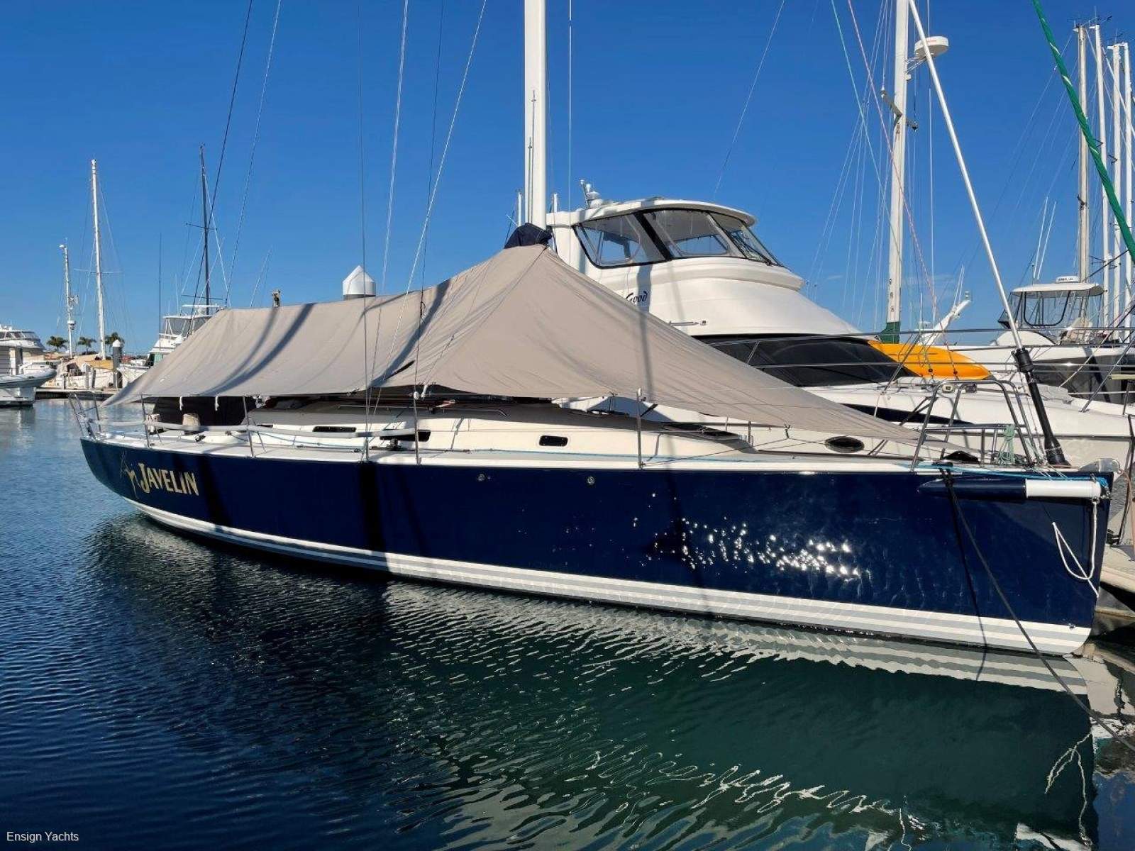 J BOATS J/122 YACHT