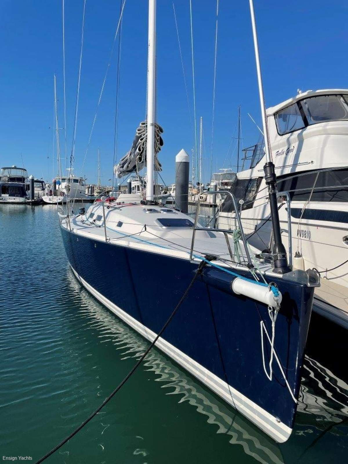 J BOATS J/122 YACHT