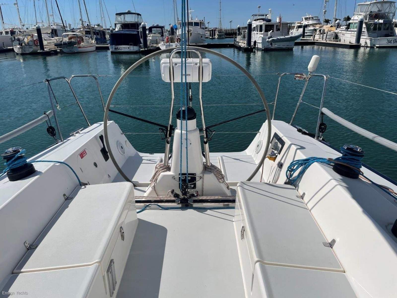 J BOATS J/122 YACHT