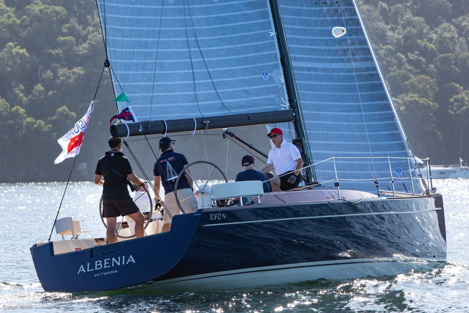 TOFINOU 12 YACHT