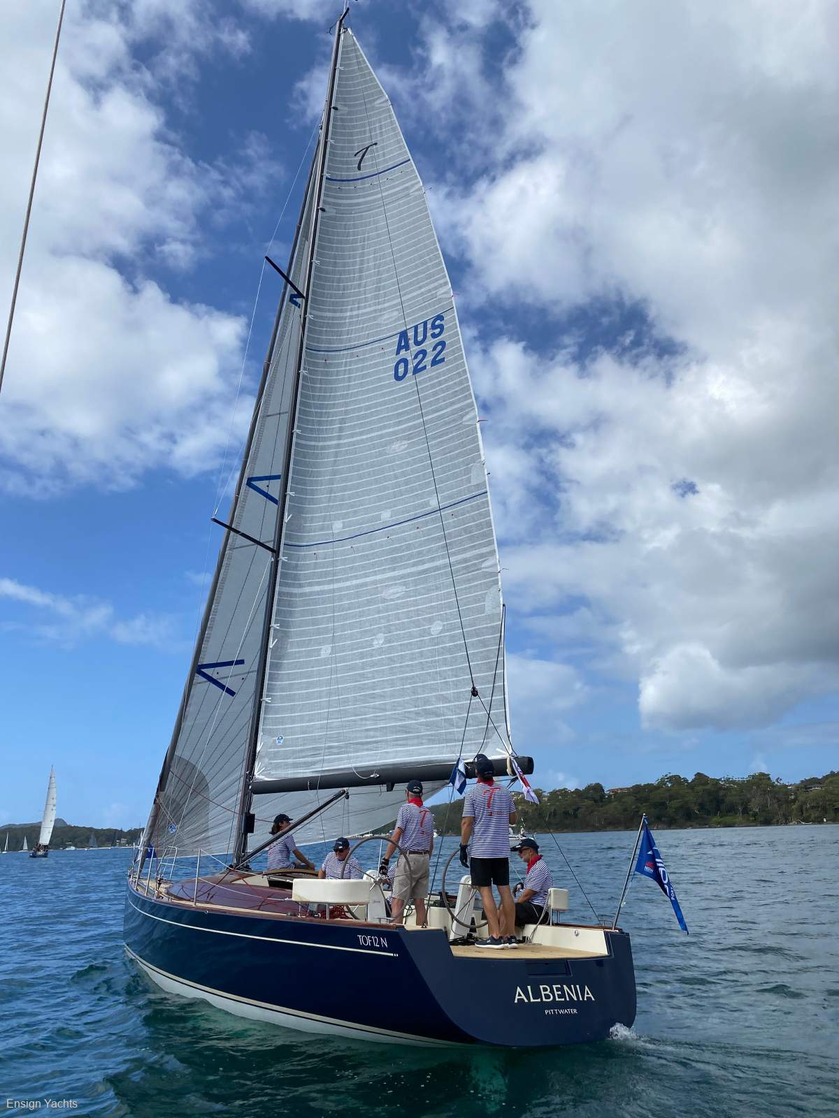 TOFINOU 12 YACHT