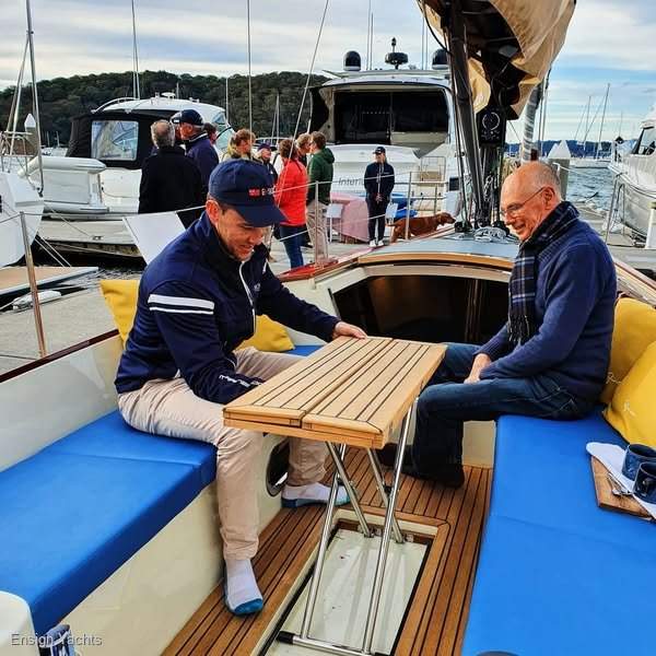 TOFINOU 12 YACHT