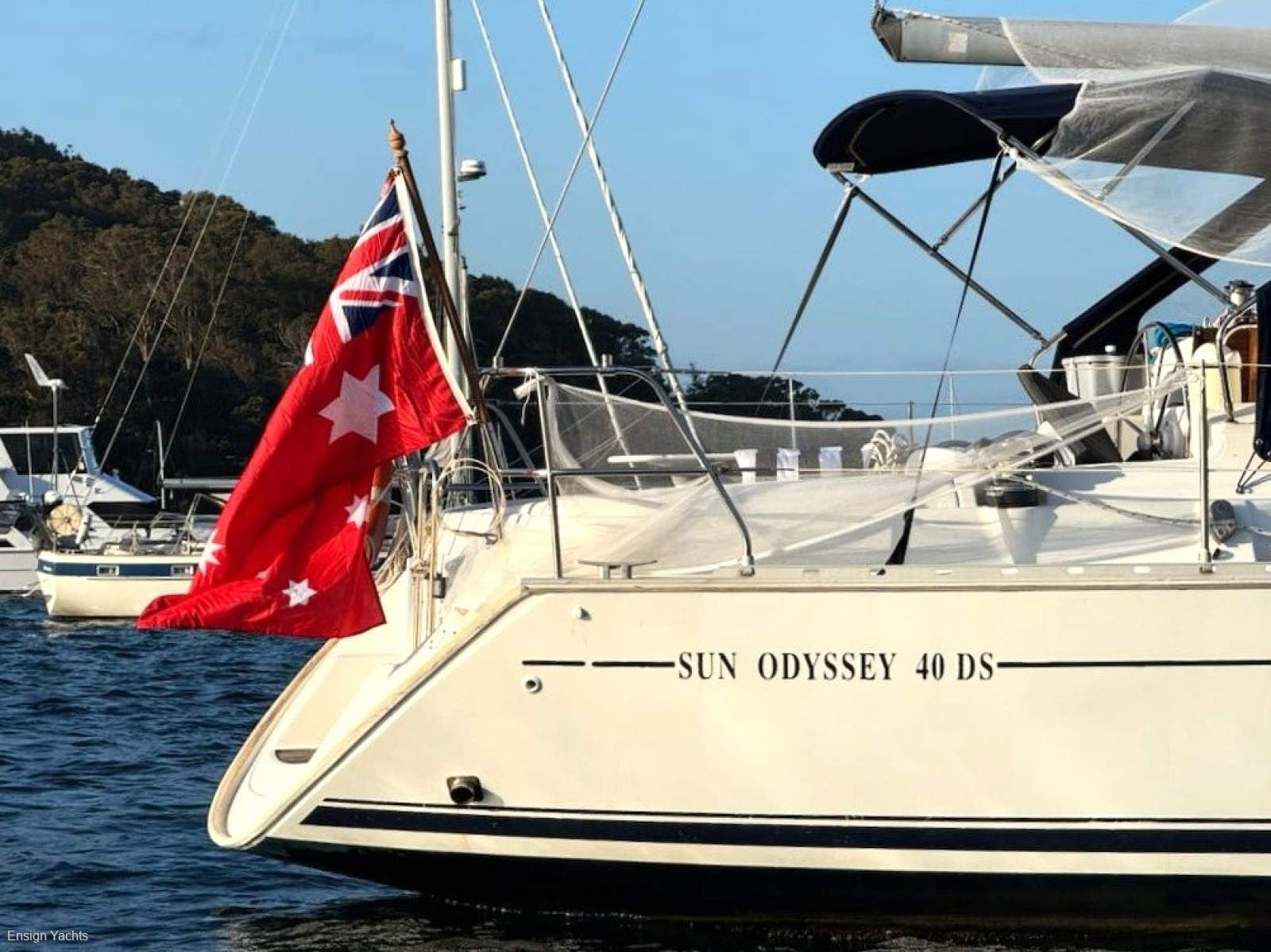 JEANNEAU 40 DECK SALOON