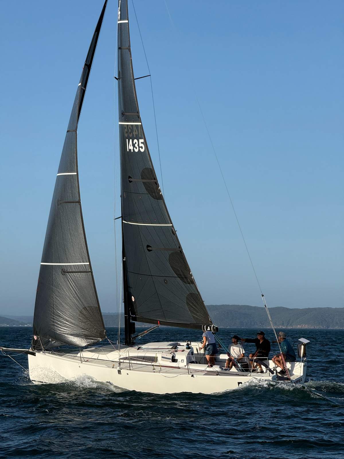 J BOATS J/99 RACING YACHT