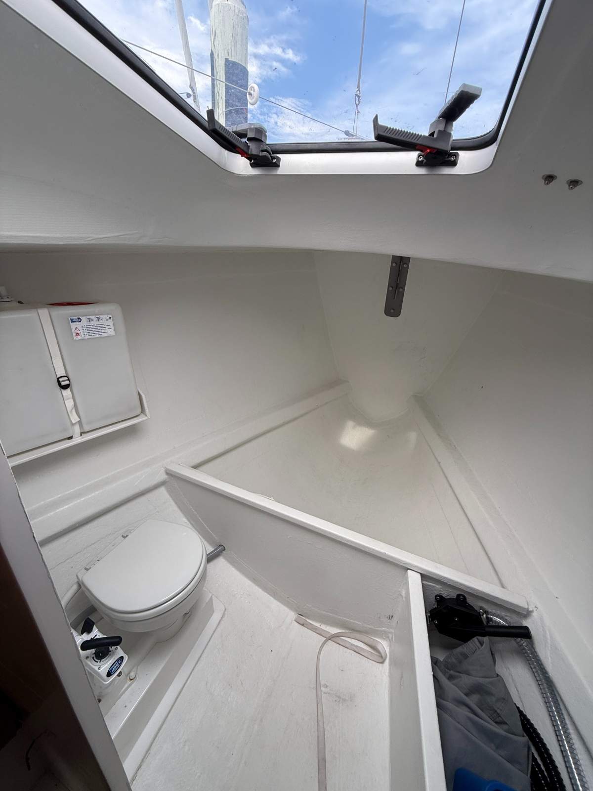 J BOATS J/99 RACING YACHT