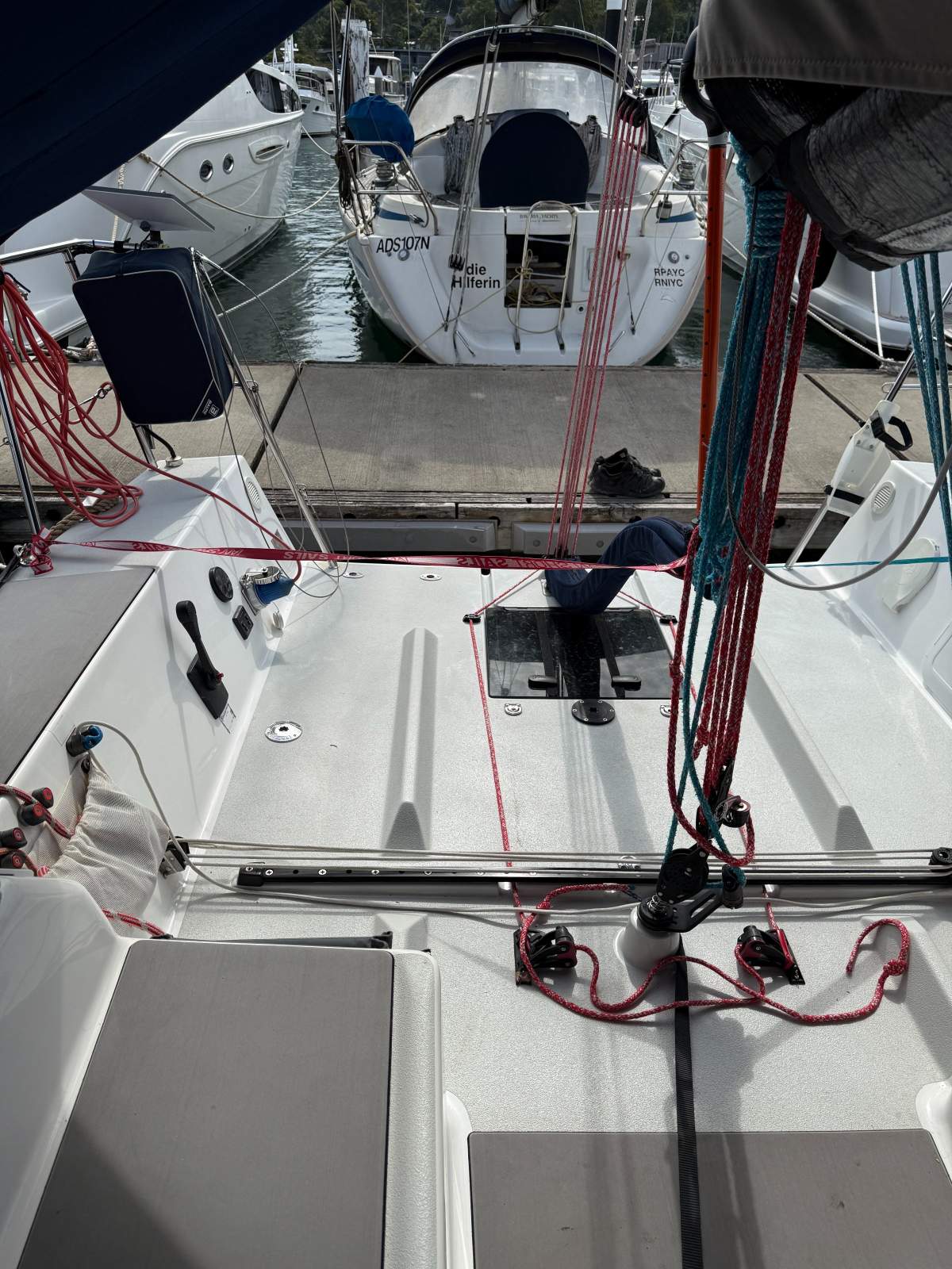 J BOATS J/99 RACING YACHT