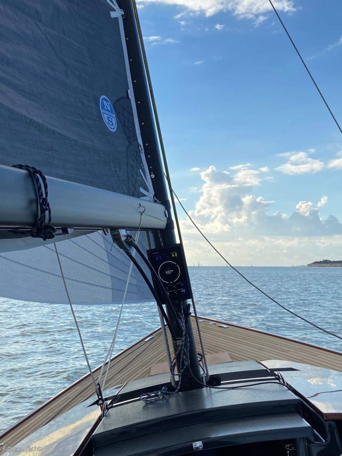2022 TOFINOU 9.7 SAILBOAT