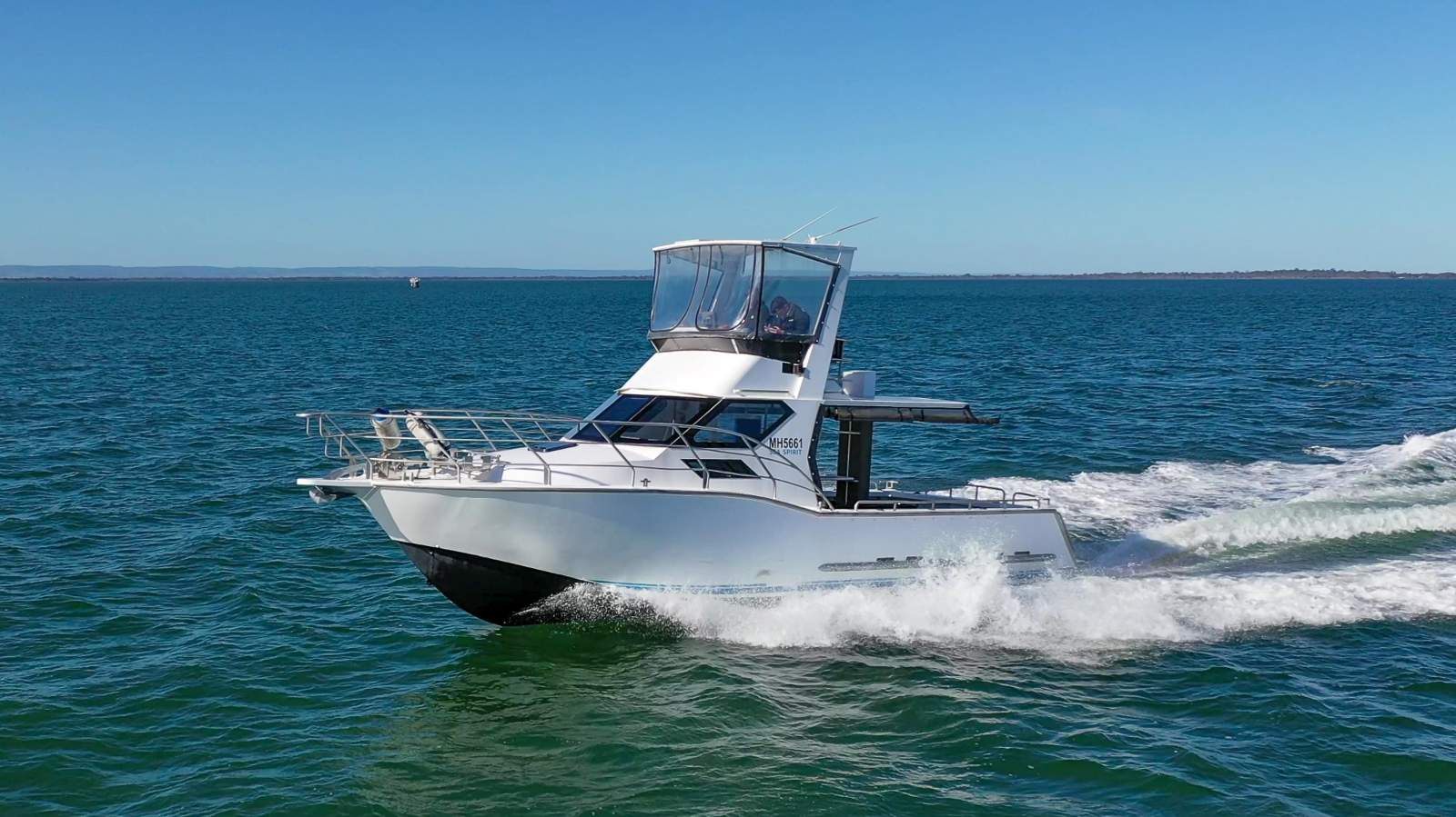 2004 JACKMAN 9.5M FLYBRIDGE