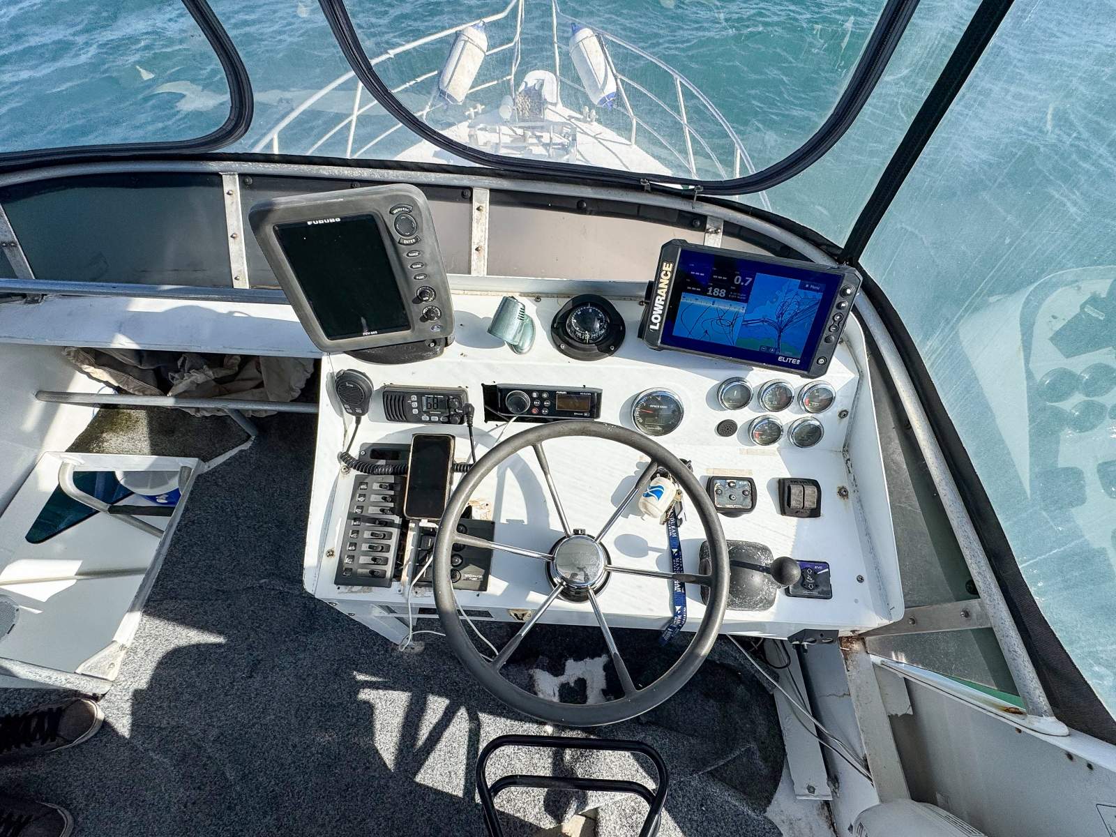 2004 JACKMAN 9.5M FLYBRIDGE