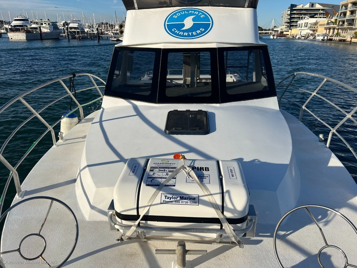 2004 JACKMAN 9.5M FLYBRIDGE
