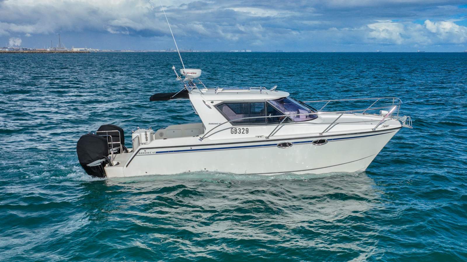 2013 ARROWCAT 32 EXPRESS POWER CAT