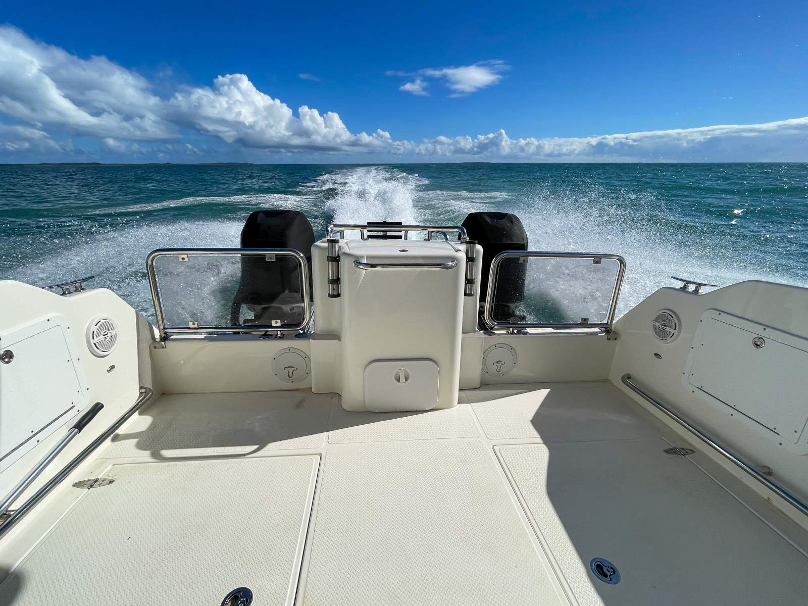 2013 ARROWCAT 32 EXPRESS POWER CAT