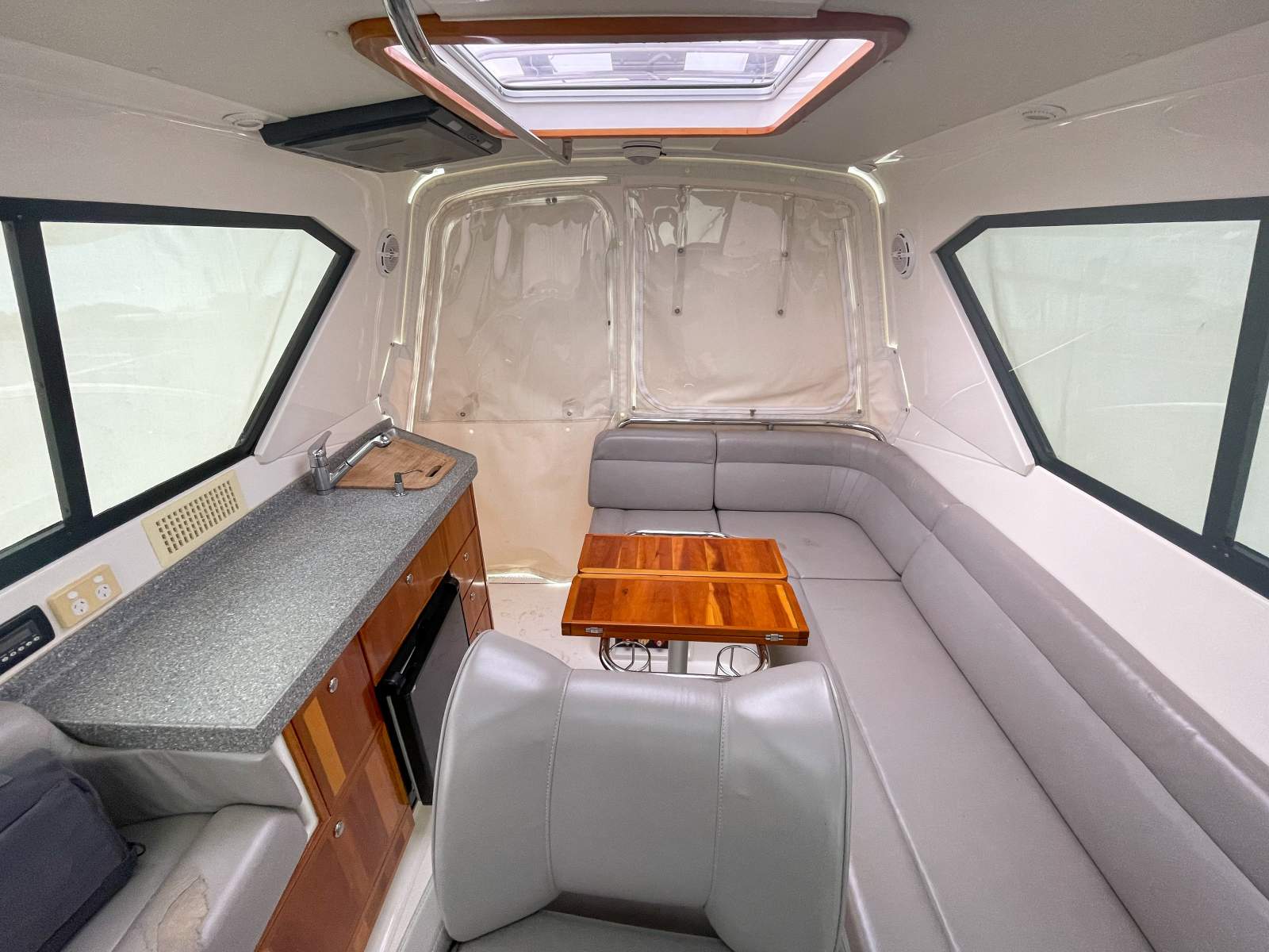 2013 ARROWCAT 32 EXPRESS POWER CAT