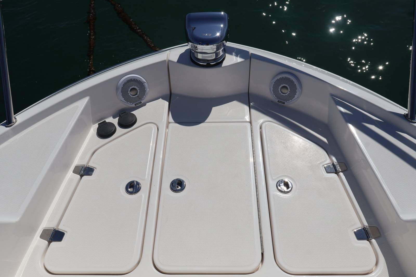 2023 REGAL 38 GRANDE COUPE CRUISER