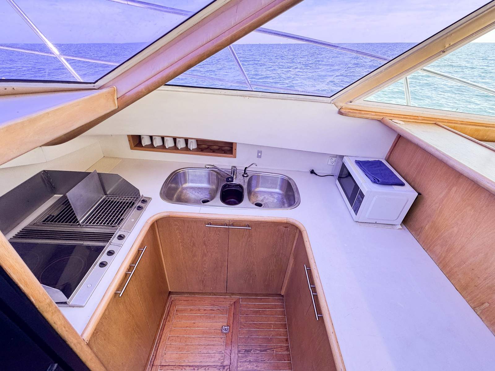 1985 PRECISION MARINE 50 FLYBRIDGE CRUISER