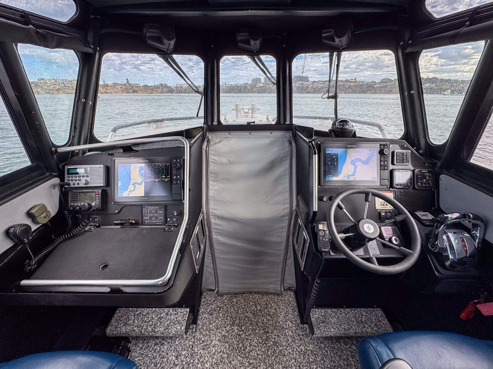 NAIAD 9.5M RIB
